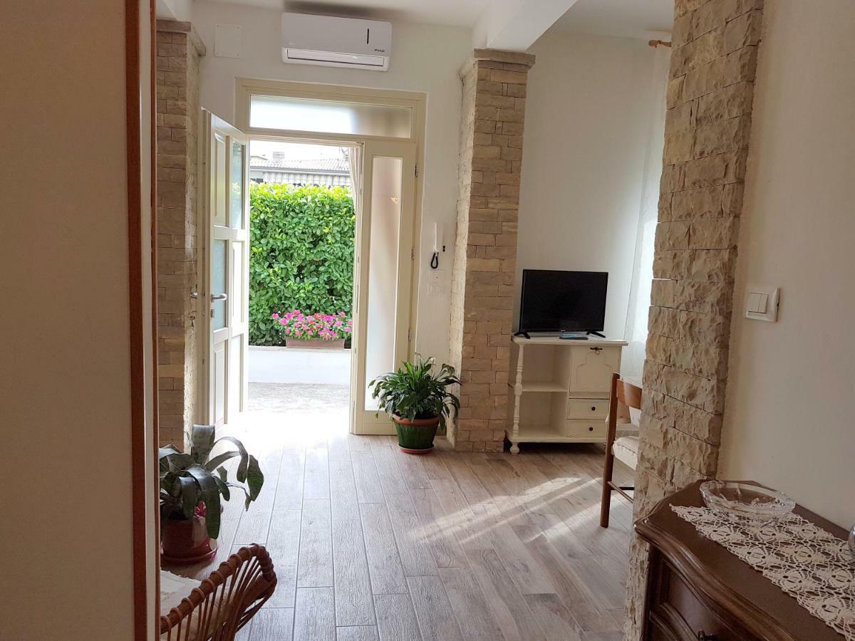 Appartamento A Casa Di Clementina Raffa Esterno foto